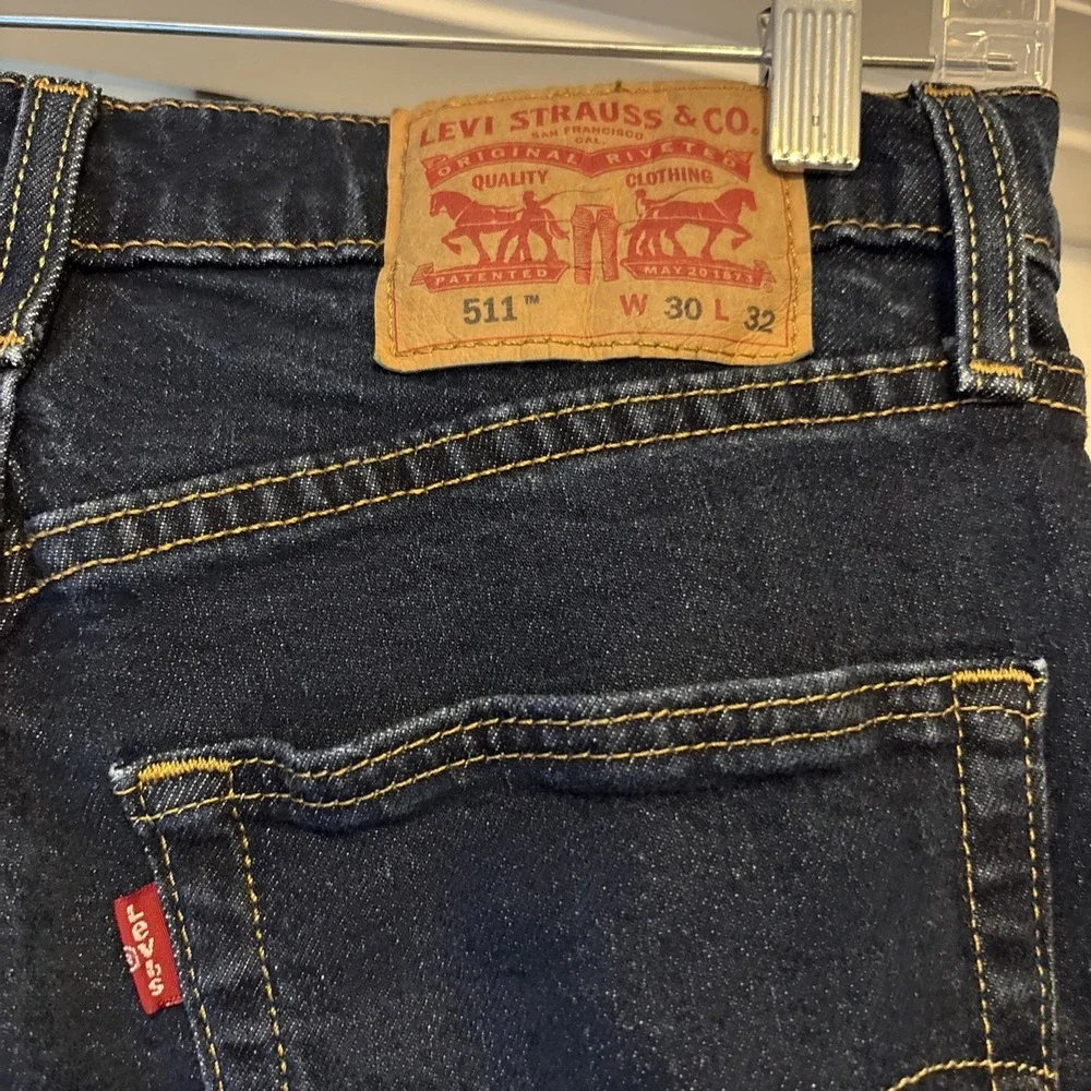 Levis excellent pre
